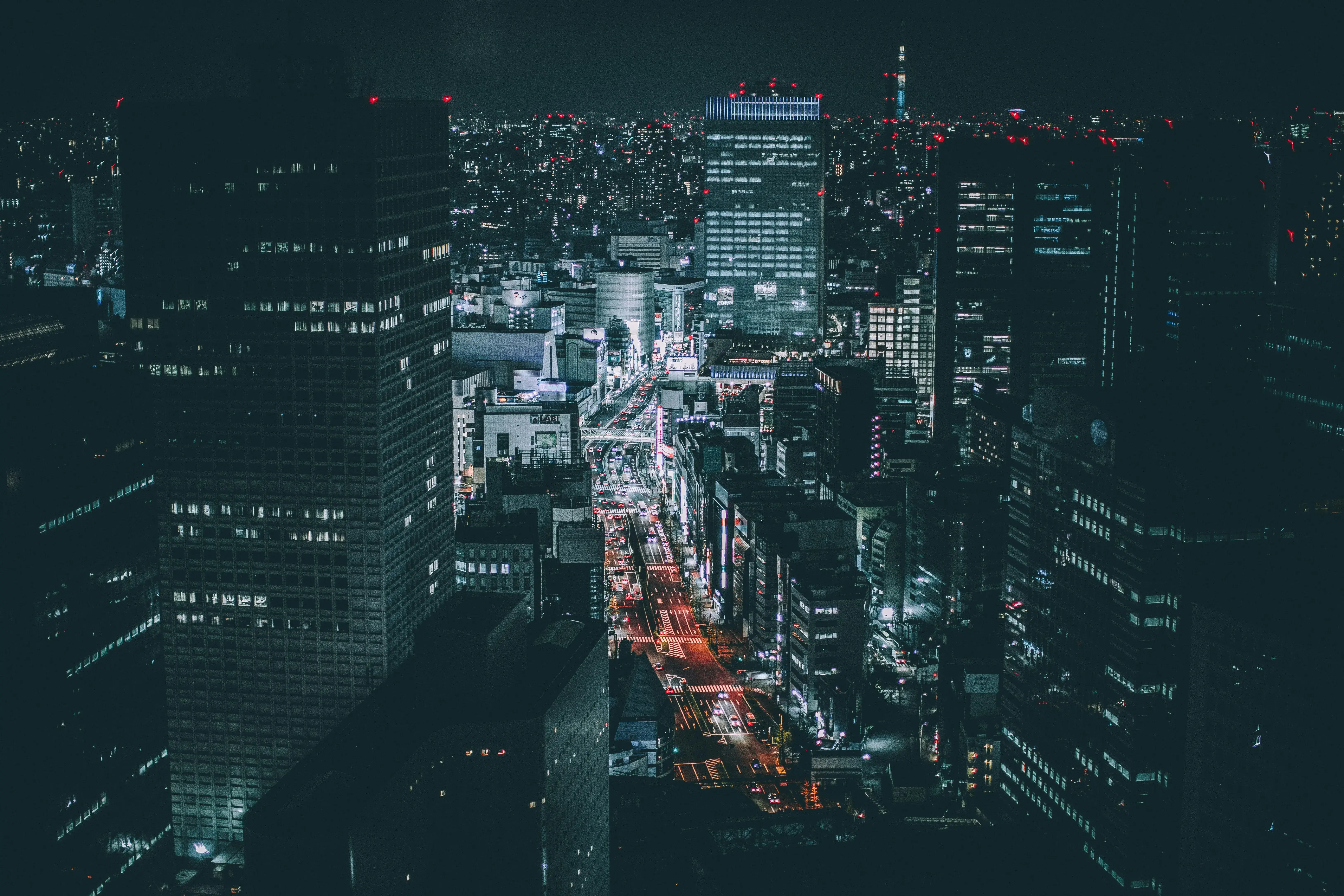 Change management strategies for successful AI adoption in business